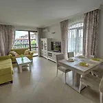 아파트 Oasis Luxury *