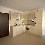 Oasis Luxury 아파트 로제넷츠