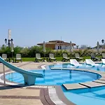 Oasis Luxury 로제넷츠