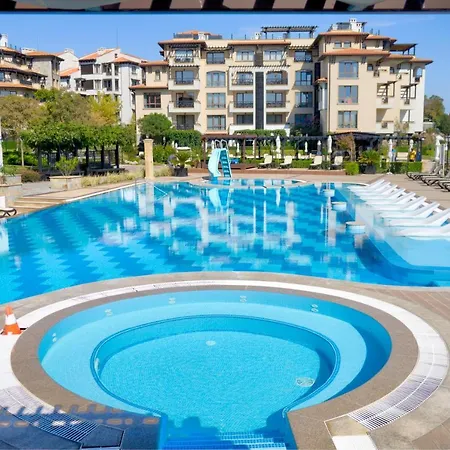 Oasis Luxury Apartment *