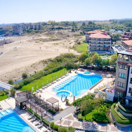 Oasis Luxury